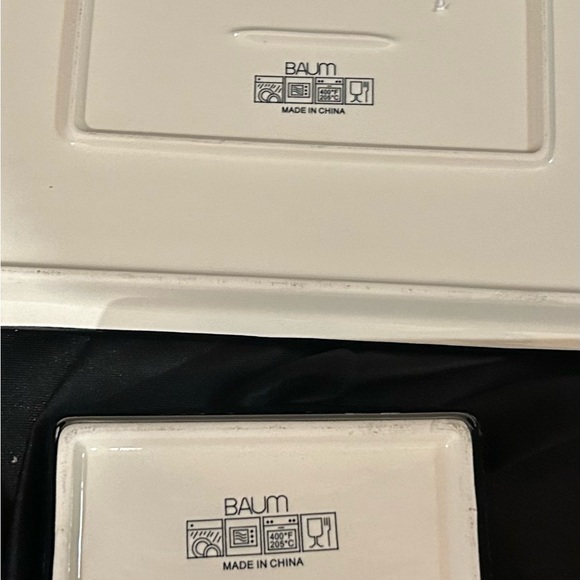 Baum serving tray. 9 5/8” x 15 5/8” Black & White design - Picture 7 of 14